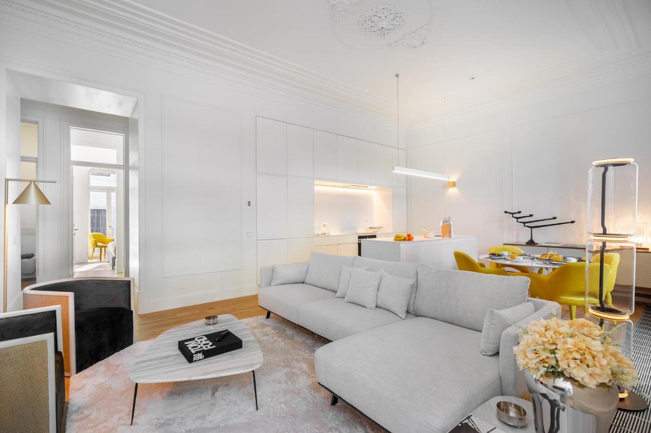 WHome | Av. da Liberdade Deluxe Apartment w/ S-Pool, Gym&Parking Lissabon Buitenkant foto